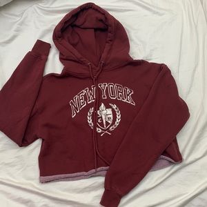 New York crop hoodie. S